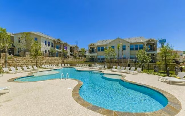 5313 Serene Hills Dr Austin, TX 78738 photo 2