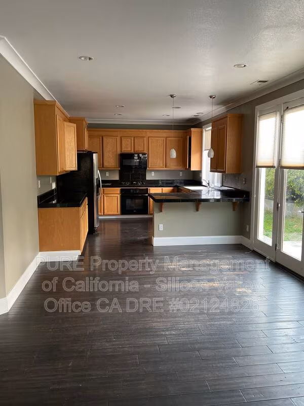 1056 Ivy Glen Drive, San Jose, CA 95133 photo 4