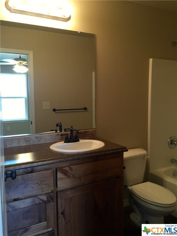 5353 Airport Hwy San Marcos, TX 78666 photo 4
