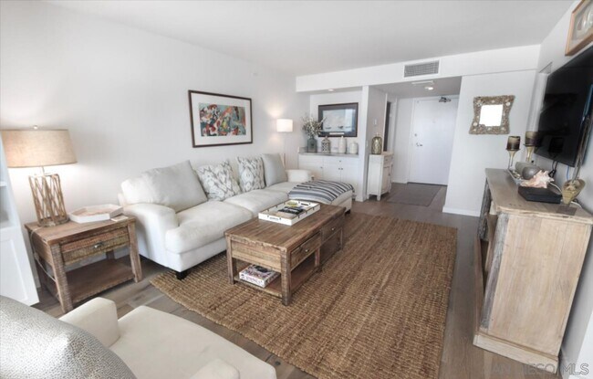1780 Avenida Del Mundo Coronado, CA 92118 photo 4