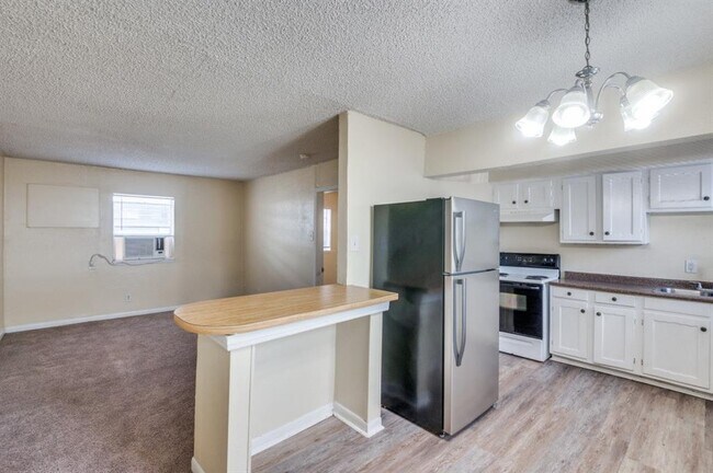 512 South Delaware Street, Irving, TX 75060 photo 4