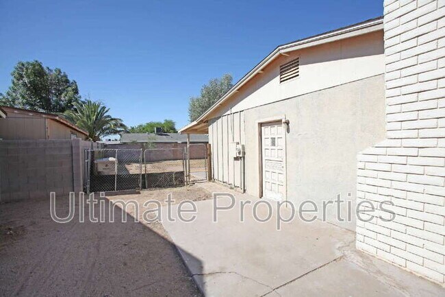6755 W Montebello Ave Glendale, AZ 85303 photo 4