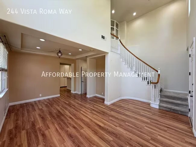 244 Vista Roma Way San Jose, CA 95136 photo 2