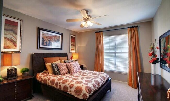 8828 N Riverside Dr Fort Worth, TX 76244 photo 4