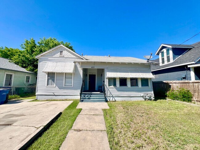 415 Denver Blvd San Antonio, TX 78210 photo 2