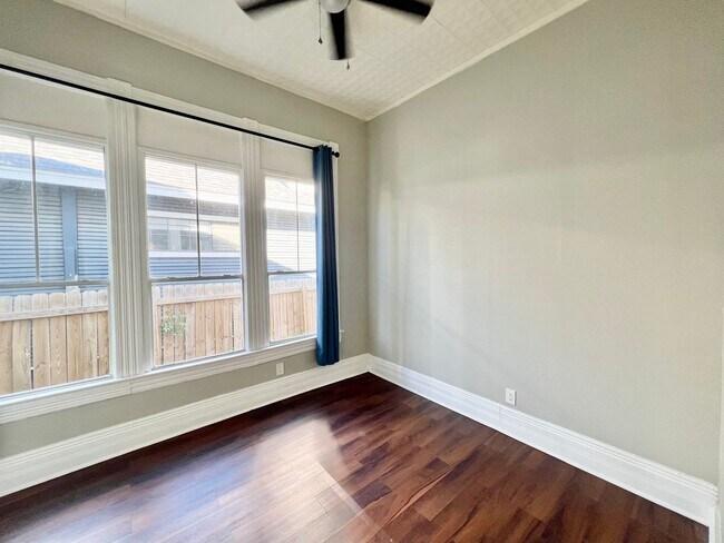 415 Denver Blvd San Antonio, TX 78210 photo 5