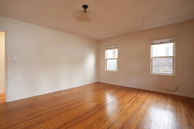 1407 Vale Ave Napa, CA 94559 photo 5
