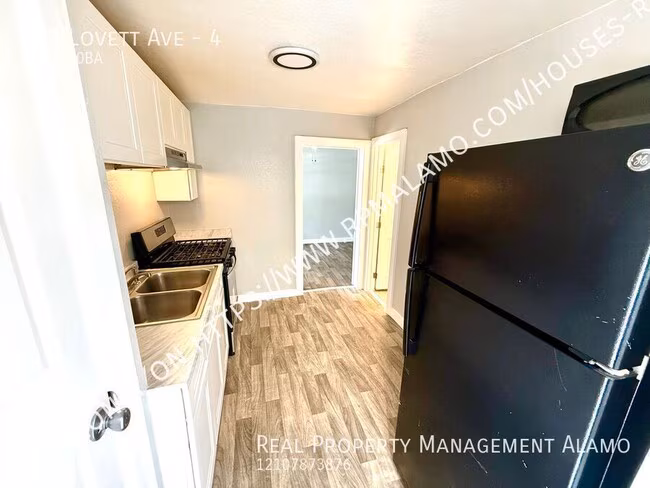 602 Lovett Ave San Antonio, TX 78211 photo 3