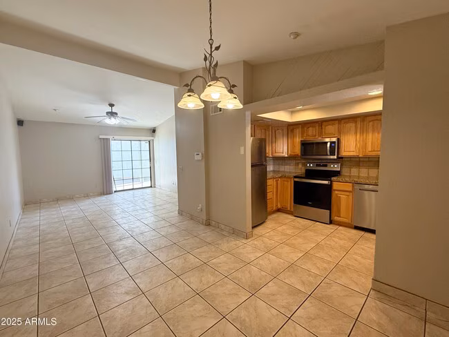1500 N Sunview Pkwy photo 3