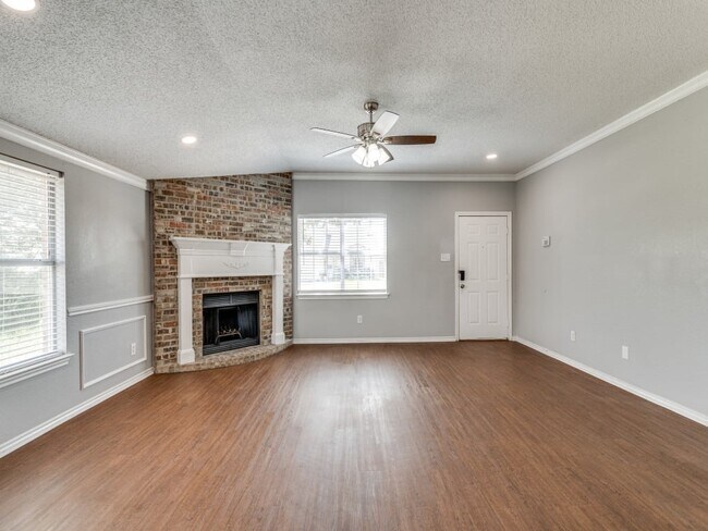 5008 Mill Creek Trail, Fort Worth, TX 76179 photo 2