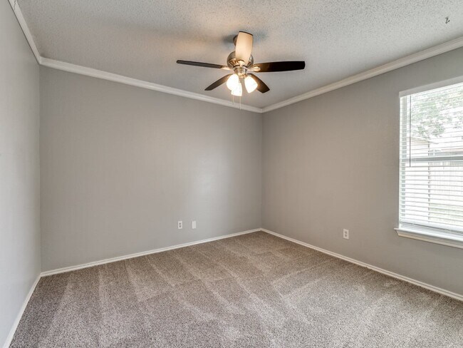 5008 Mill Creek Trail, Fort Worth, TX 76179 photo 3
