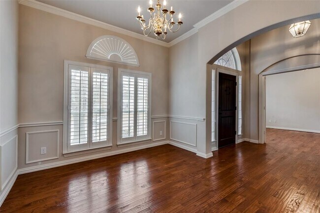 3509 High Vista Drive, Carrollton, TX 75007 photo 4