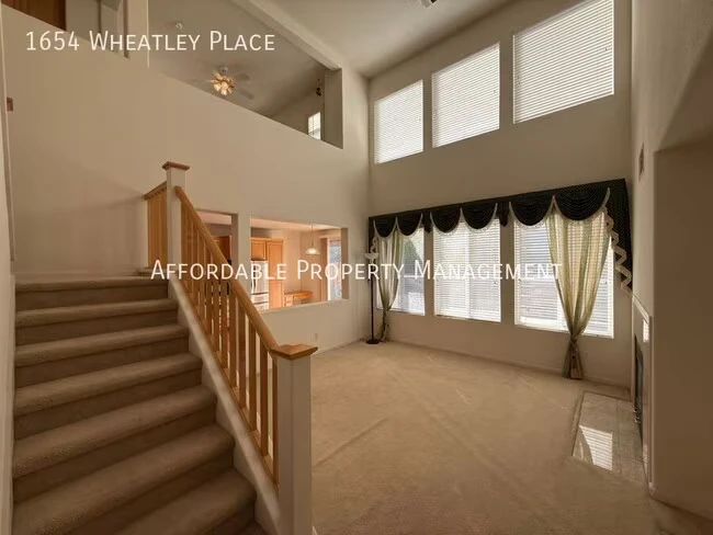 1654 Wheatley Pl San Jose, CA 95121 photo 4