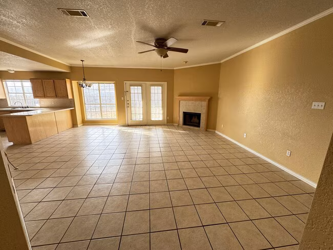 2402 Simone Dr Killeen, TX 76543 photo 2