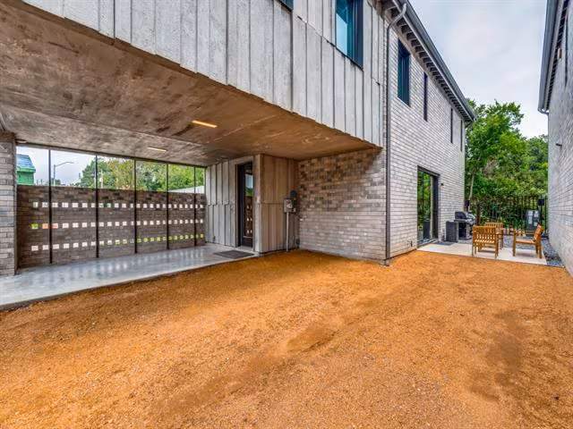 907 Blackland Court, Dallas, TX 75243 photo 3