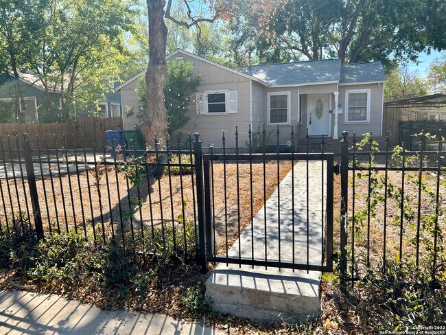 414 Elmwood Dr San Antonio, TX 78212 photo 4