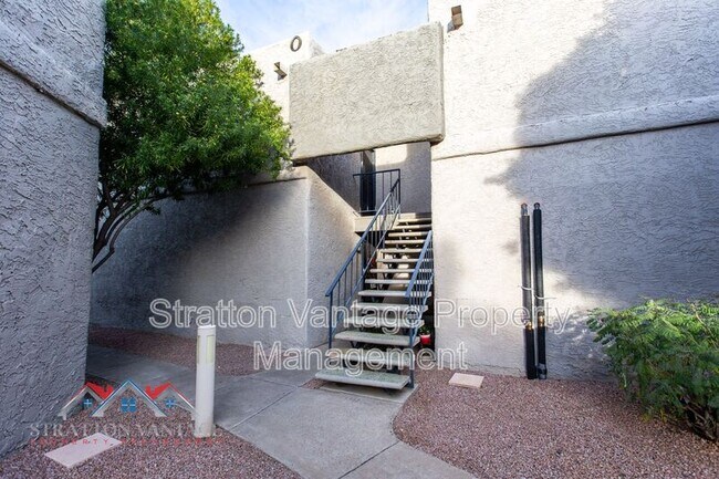 4444 E Paradise Village Pkwy N Phoenix, AZ 85032 photo 2