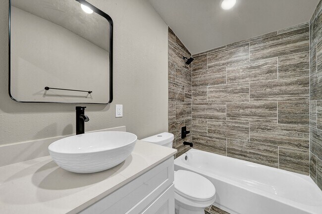 418 East 36th Street, Houston, TX 77018 photo 3