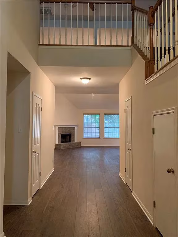 Room in House on Fort Grant Dr photo 5