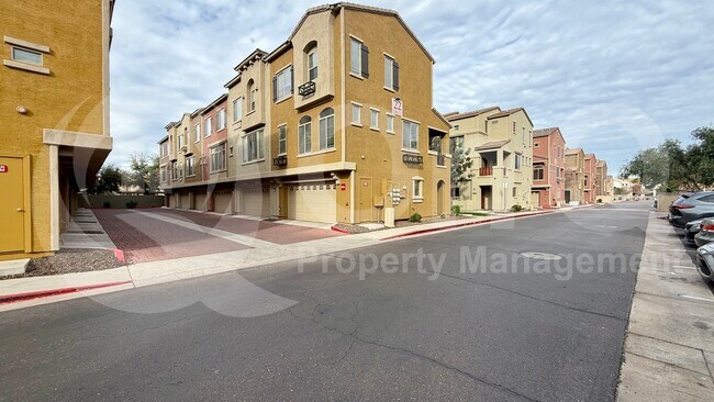 900 S 94th St Chandler, AZ 85224 photo 2