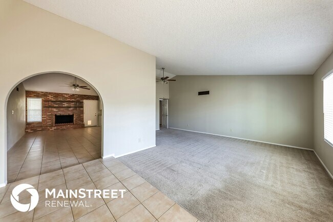 6202 W Sunnyside Dr Glendale, AZ 85304 photo 5