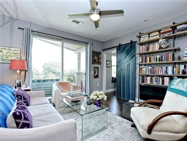2725 Dulce Ln Austin, TX 78704 photo 3