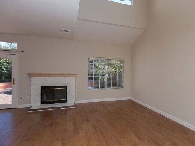 122 Heritage Park Dr Danville, CA 94506 photo 2