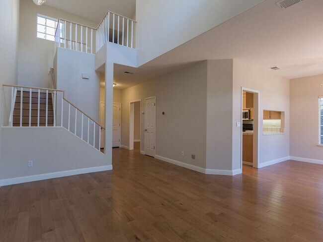 122 Heritage Park Dr Danville, CA 94506 photo 3