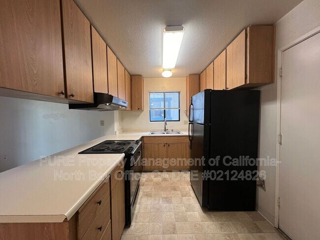 6643 Montecito Blvd Santa Rosa, CA 95409 photo 4