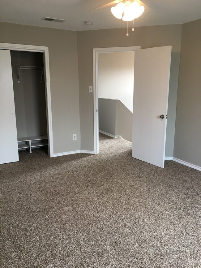 404 South Texas Drive, Celina, TX 75009 photo 3