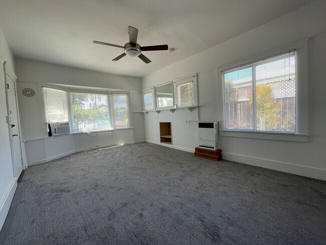 2842 Copley Ave San Diego, CA 92116 photo 5