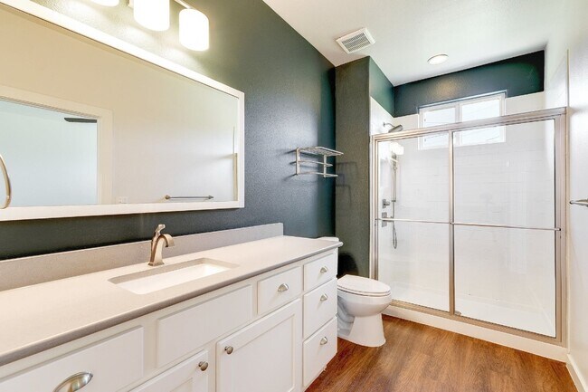 400A Rose Dr Dripping Springs, TX 78620 photo 3