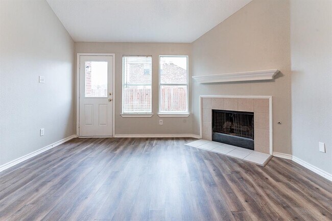 2000 Natchez Drive, Forney, TX 75126 photo 5