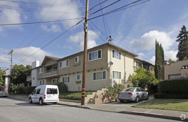 825 Menlo Ave photo 2