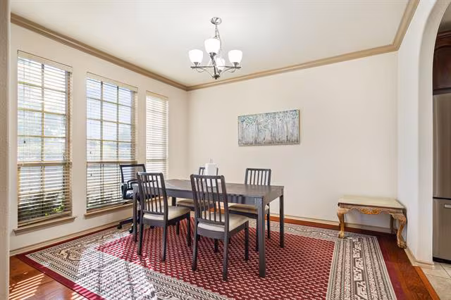 1620 Secretariat Lane, Irving, TX 75060 photo 5