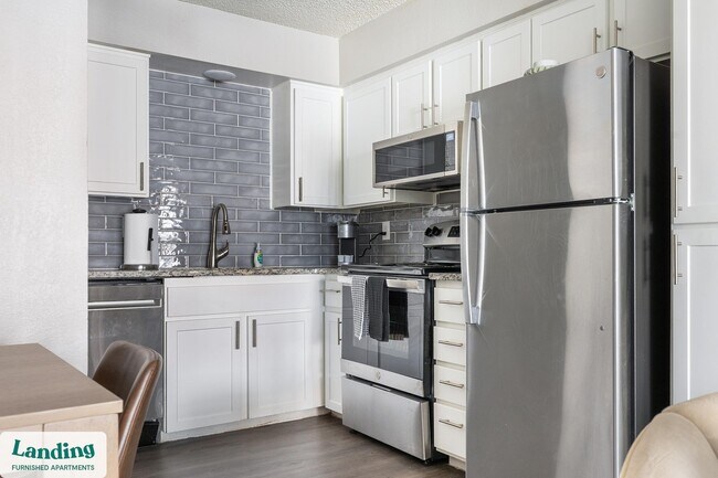5704 W Thomas Rd Phoenix, AZ 85031 photo 4