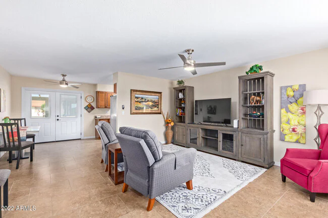 10831 West Tropicana Circle, Sun City, AZ 85351 photo 3