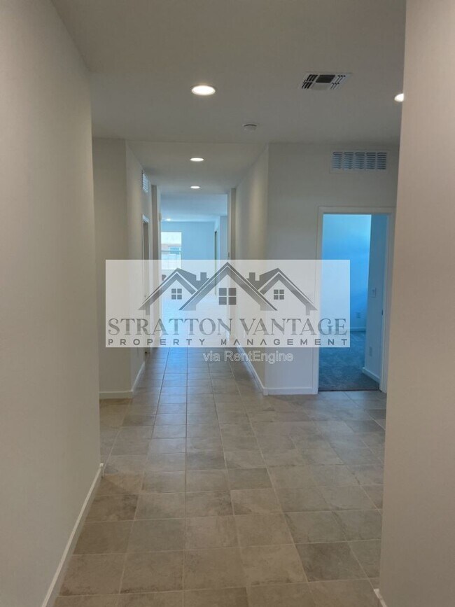 2942 Kim Dr San Tan Valley, AZ 85140 photo 3