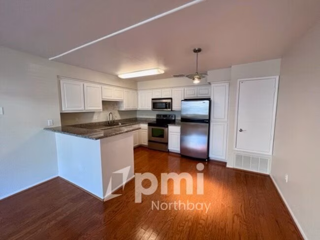 2915 N Texas St Fairfield, CA 94533 photo 4