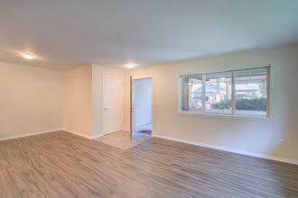 11306 124th Ave NE Kirkland, WA 98033 photo 5