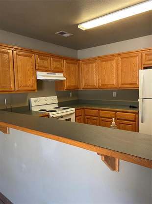 11016 Shady Oaks Dr Runaway Bay, TX 76426 photo 2