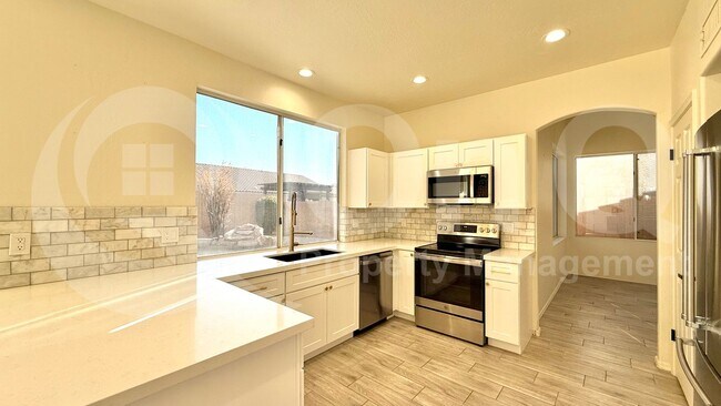 15421 S 16th Dr Phoenix, AZ 85045 photo 5