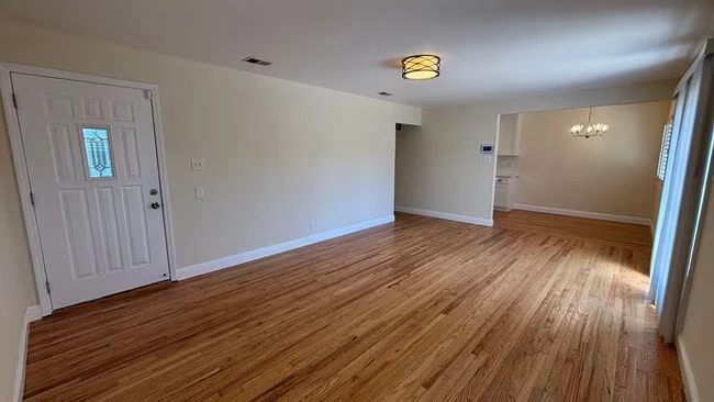 8096 Juniper Ave Newark, CA 94560 photo 3