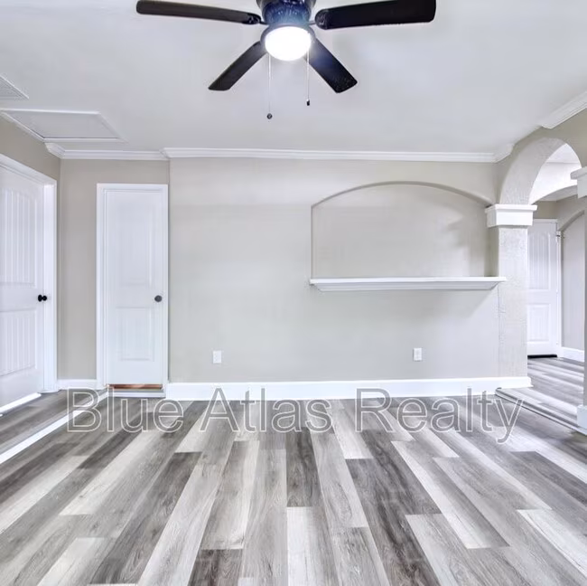 7838 Maxwell Ave Dallas, TX 75217 photo 3