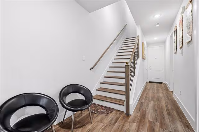 8132 Bromley Drive, Dallas, TX 75231 photo 5