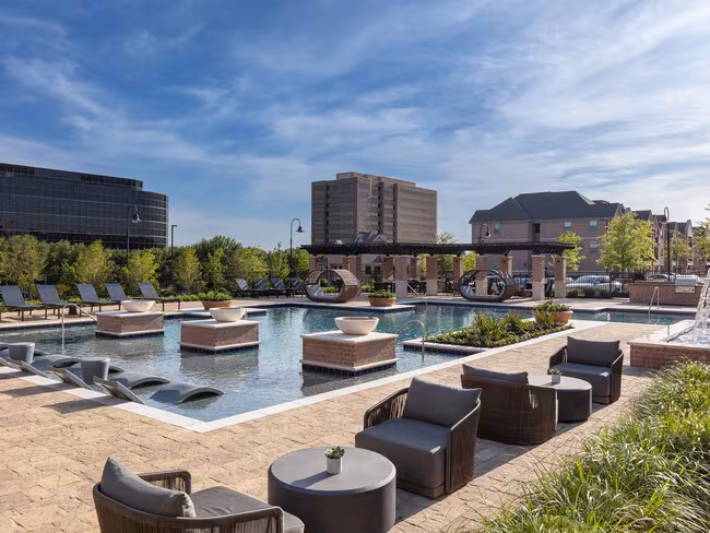 AVE Las Colinas photo 5