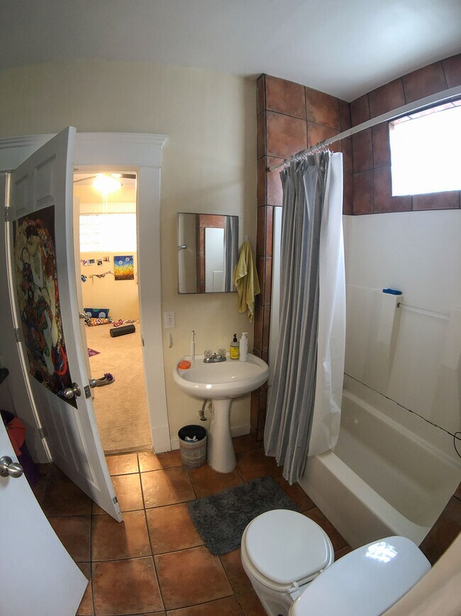 1006 West 22nd Street, Austin, TX 78705 photo 5