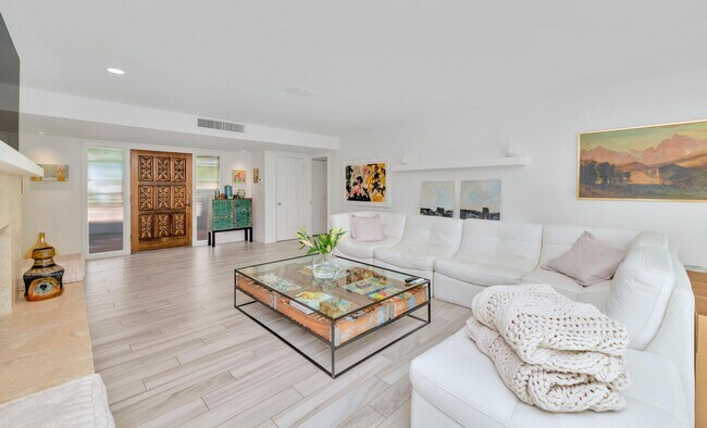 Rates Vary: photo 4