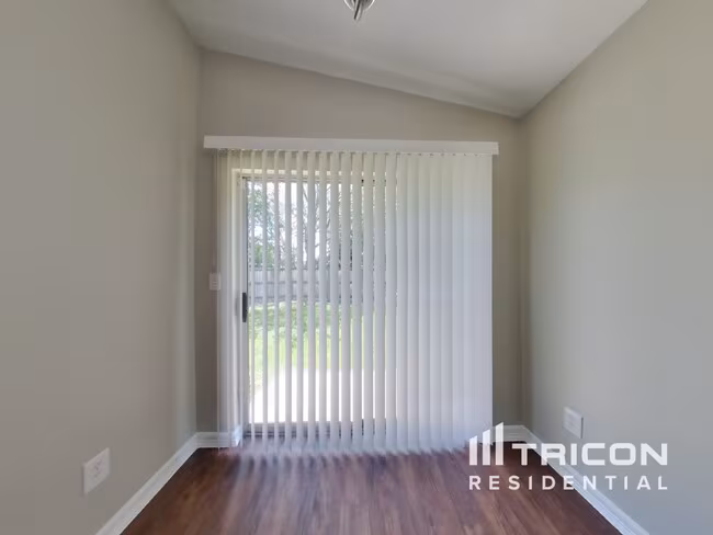 3155 Boynton Drive, Houston, TX 77045 photo 2