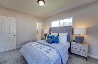 5050 Reynolds St San Diego, CA 92113 photo 4